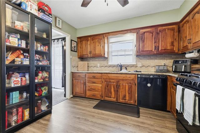 11714 W 61st Terrace, Shawnee, KS 66203