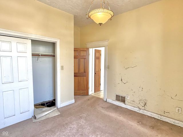 263 S Carthage Road, Charlottesville, IN 46117