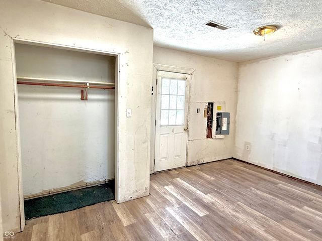 263 S Carthage Road, Charlottesville, IN 46117