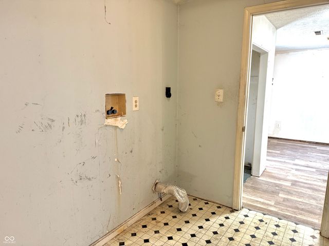 263 S Carthage Road, Charlottesville, IN 46117