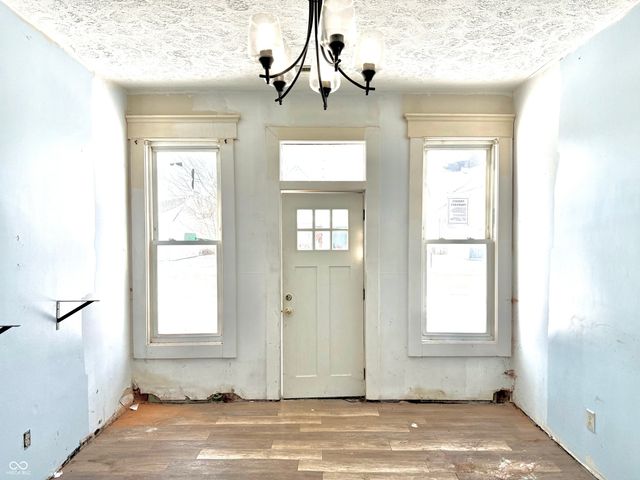 263 S Carthage Road, Charlottesville, IN 46117