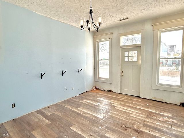 263 S Carthage Road, Charlottesville, IN 46117