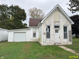 263 S Carthage Road, Charlottesville, IN 46117