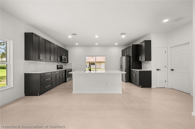 4225 Elson Avenue, Sebring, FL 33875