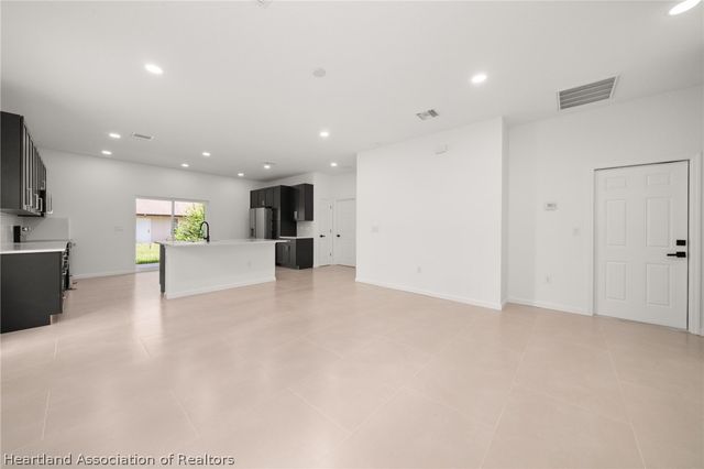 4225 Elson Avenue, Sebring, FL 33875