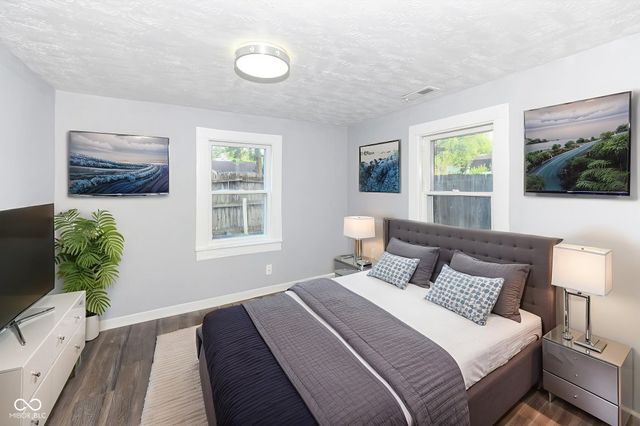 2401 W 27th Street, Anderson, IN 46016