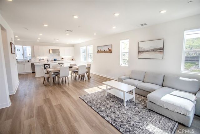 26857 Laurel Mountain Loop, Valencia, CA 91381