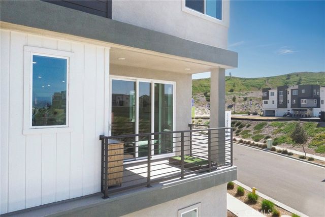 26857 Laurel Mountain Loop, Valencia, CA 91381