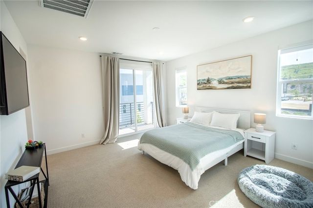 26857 Laurel Mountain Loop, Valencia, CA 91381