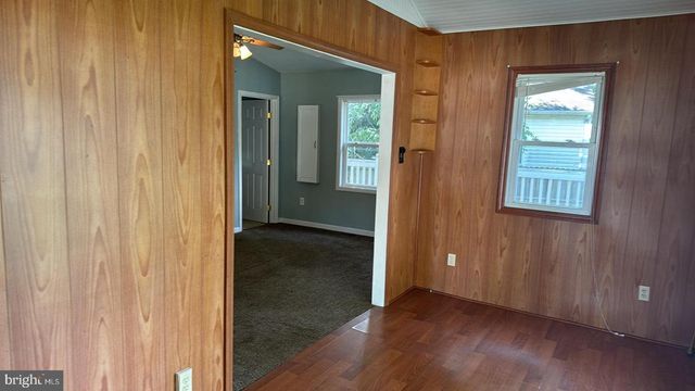427 BANK ST, Pocomoke City, MD 21851