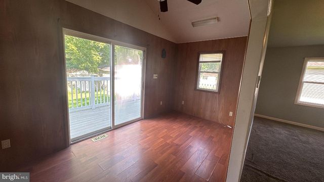 427 BANK ST, Pocomoke City, MD 21851