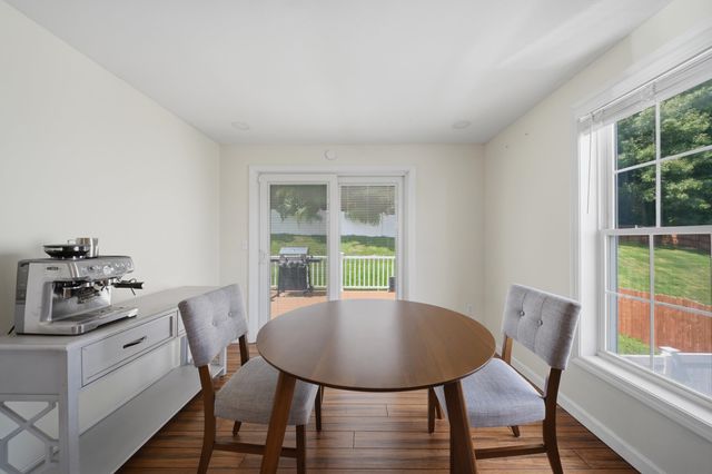 160 Heathrow Avenue, Manchester, NH 03104