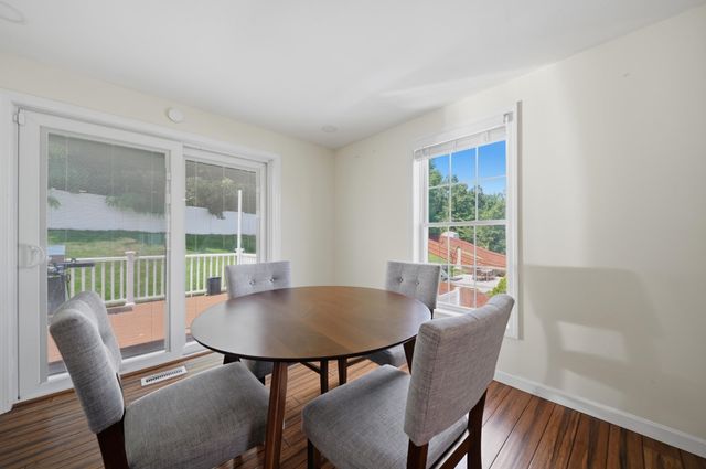 160 Heathrow Avenue, Manchester, NH 03104
