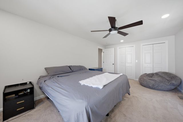 160 Heathrow Avenue, Manchester, NH 03104