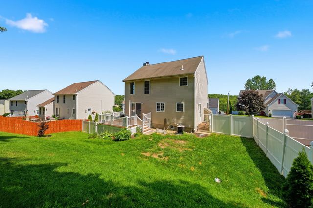 160 Heathrow Avenue, Manchester, NH 03104