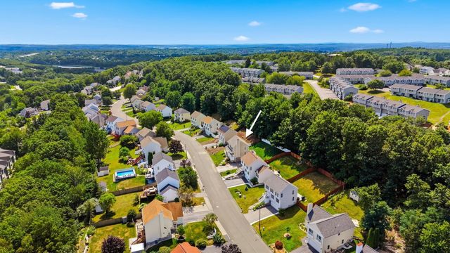 160 Heathrow Avenue, Manchester, NH 03104