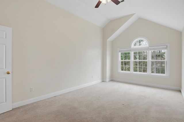 11 Afra Drive 11, Shrewsbury, MA 01545