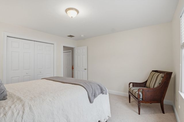 11 Afra Drive 11, Shrewsbury, MA 01545