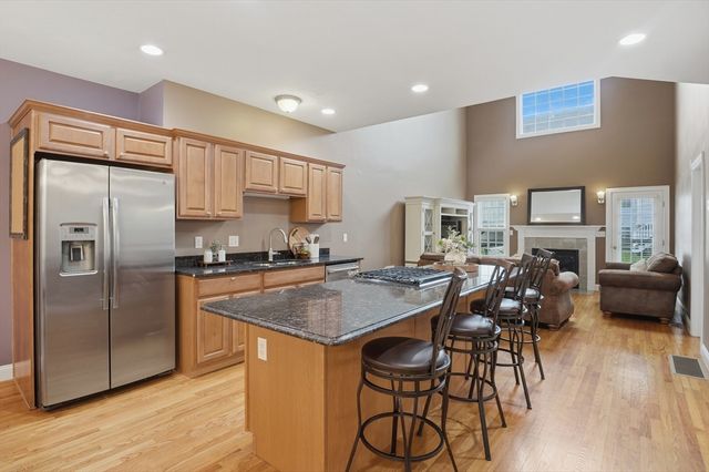 11 Afra Drive 11, Shrewsbury, MA 01545