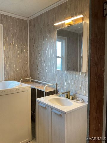 108 Carr Street, Tallassee, AL 36078