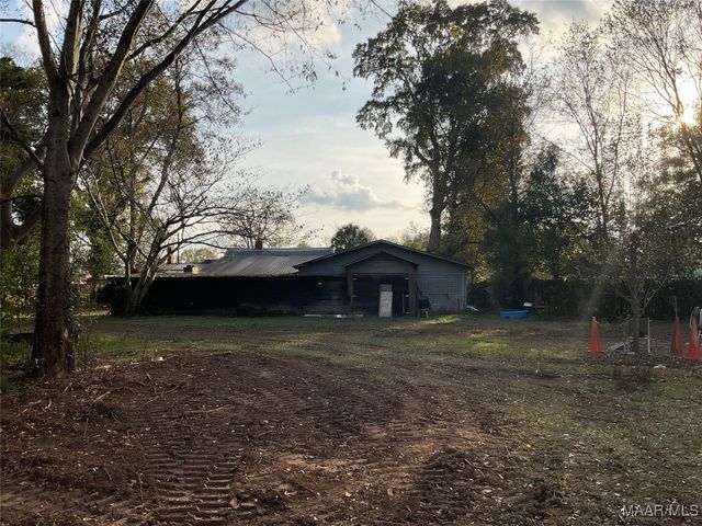 108 Carr Street, Tallassee, AL 36078