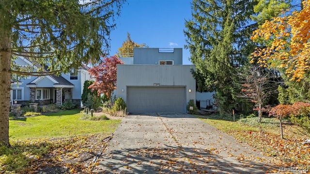 3217 Interlaken Street, West Bloomfield, MI 48323