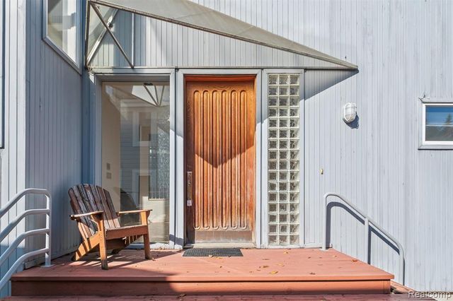 3217 Interlaken Street, West Bloomfield, MI 48323