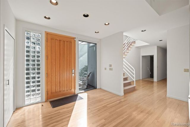 3217 Interlaken Street, West Bloomfield, MI 48323