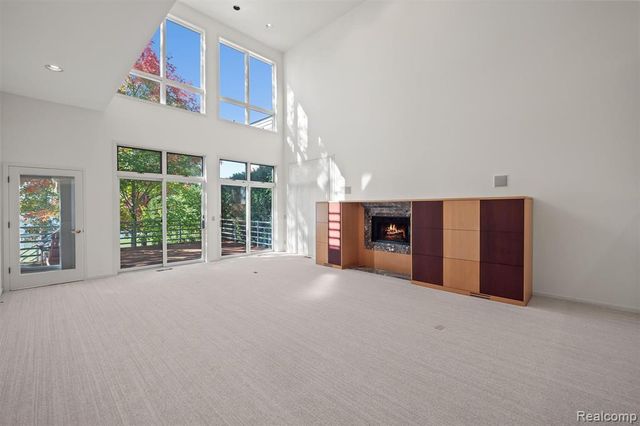 3217 Interlaken Street, West Bloomfield, MI 48323