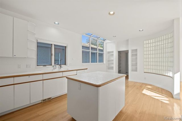 3217 Interlaken Street, West Bloomfield, MI 48323