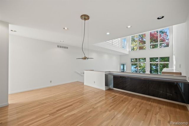 3217 Interlaken Street, West Bloomfield, MI 48323