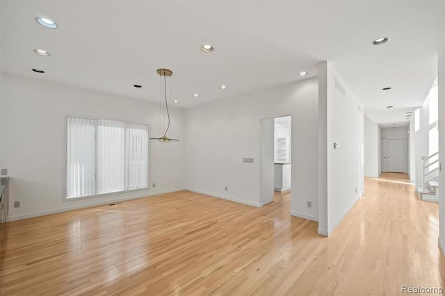 3217 Interlaken Street, West Bloomfield, MI 48323