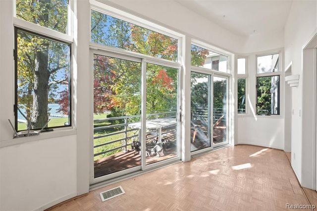 3217 Interlaken Street, West Bloomfield, MI 48323