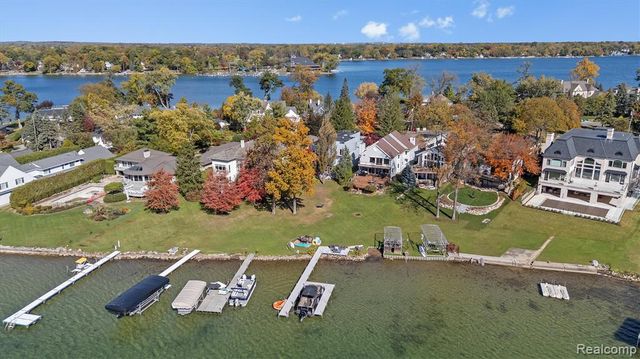 3217 Interlaken Street, West Bloomfield, MI 48323