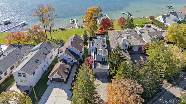 3217 Interlaken Street, West Bloomfield, MI 48323