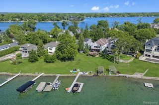 3217 Interlaken Street, West Bloomfield, MI 48323