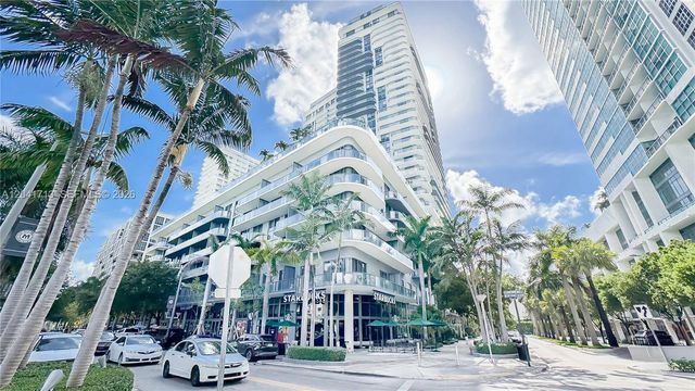 121 NE 34th Street 814, Miami, FL 33137