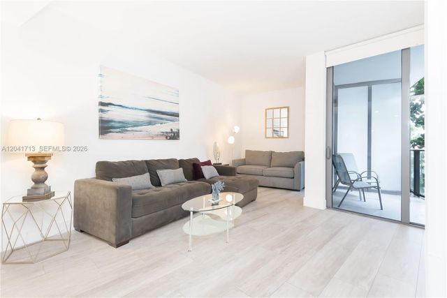 121 NE 34th Street 814, Miami, FL 33137
