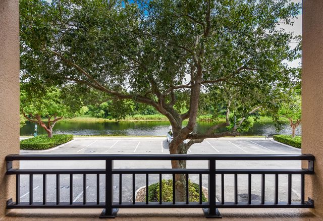 4907 Midtown Lane 1212, Palm Beach Gardens, FL 33418