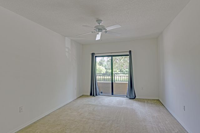 4907 Midtown Lane 1212, Palm Beach Gardens, FL 33418