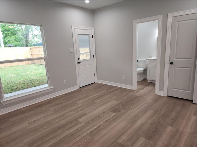 2651 Beaumont Avenue B, Liberty, TX 77575