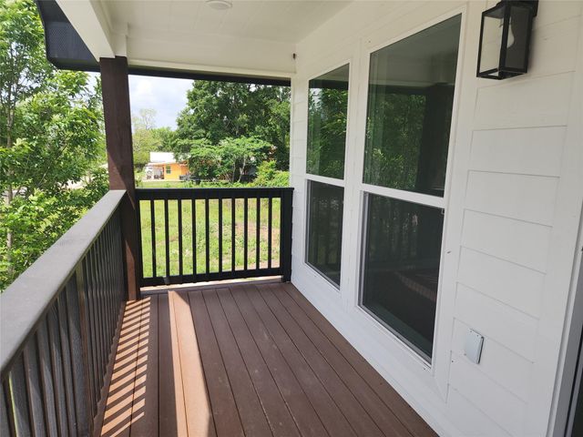 2651 Beaumont Avenue B, Liberty, TX 77575
