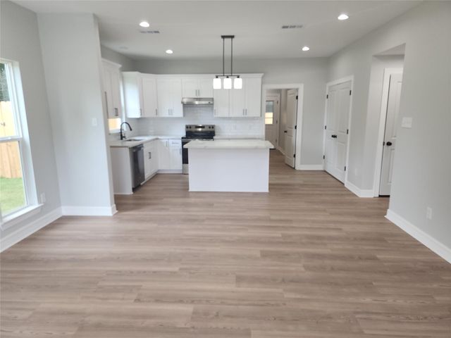 2651 Beaumont Avenue B, Liberty, TX 77575