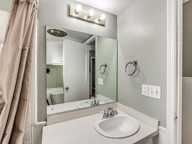 1136 SW 78th Terrace, Oklahoma City, OK 73139