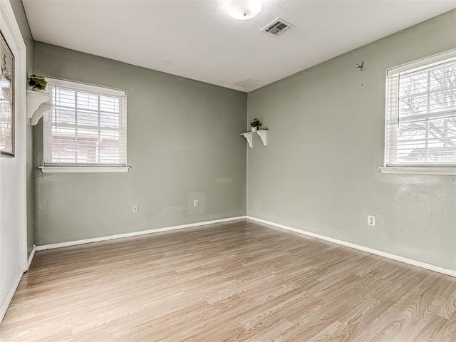 1136 SW 78th Terrace, Oklahoma City, OK 73139