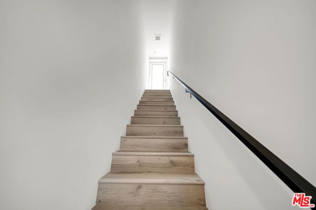 408 N Kenmore Avenue, Los Angeles, CA 90004