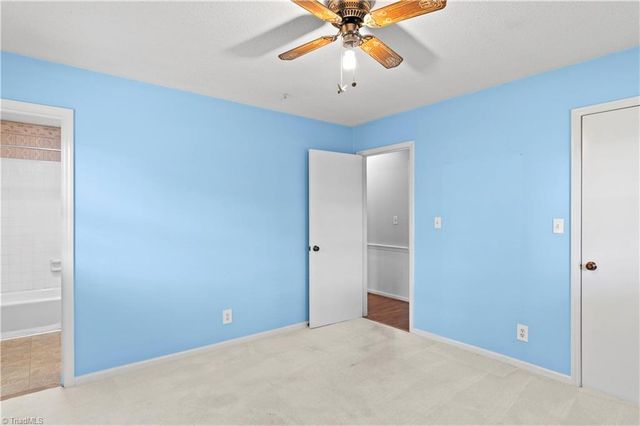 5924 Timberwood Trail, Kernersville, NC 27284