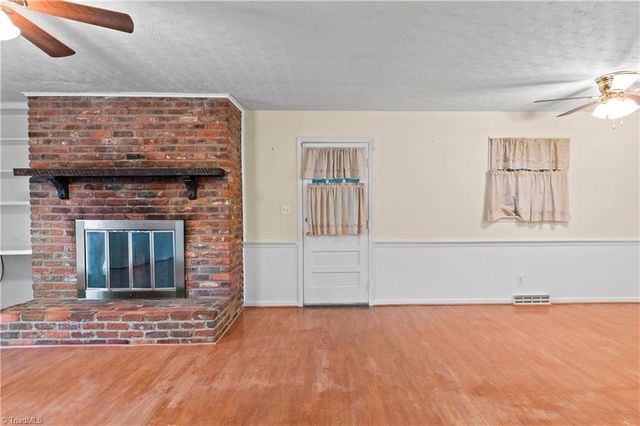 5924 Timberwood Trail, Kernersville, NC 27284