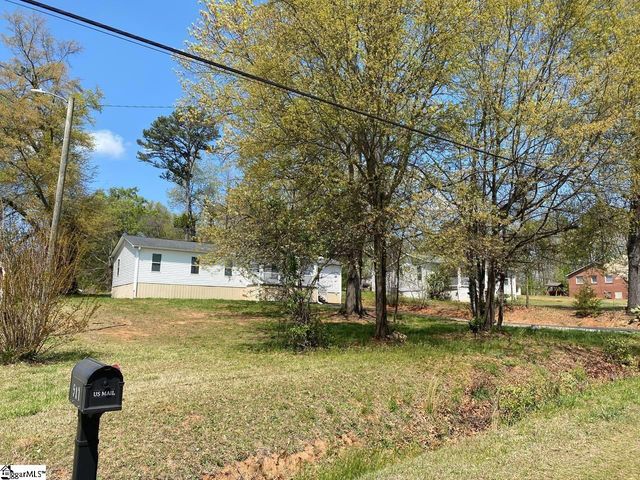 521 Park Street, Inman, SC 29349