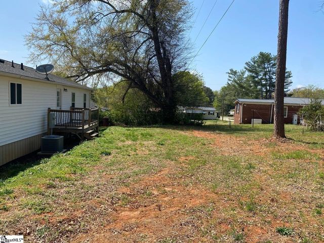 521 Park Street, Inman, SC 29349